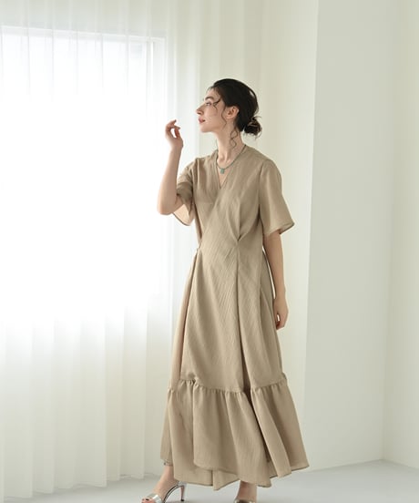 カシュクールティアードドレス