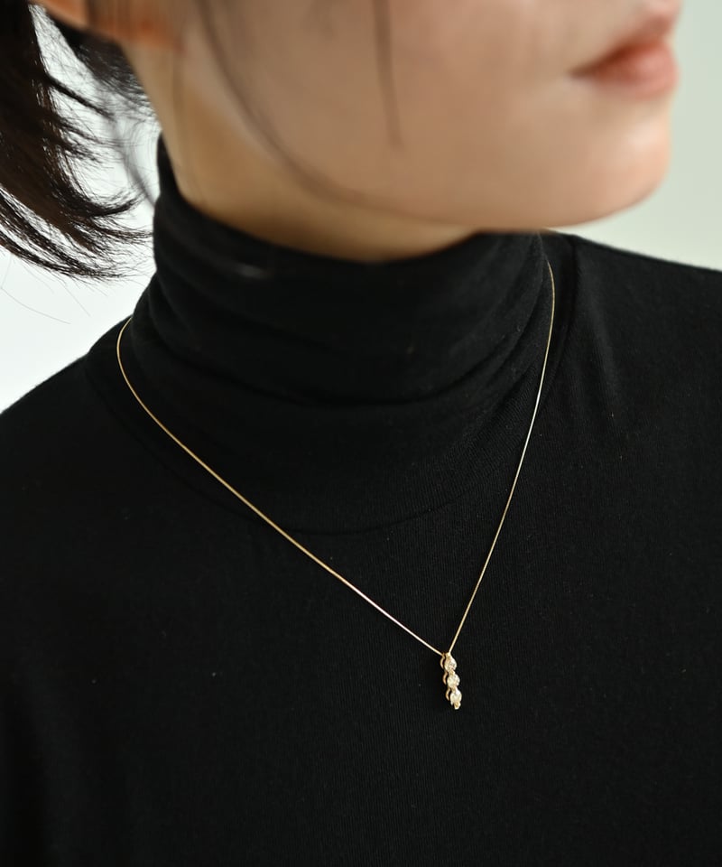 k18YGネックレス　ダイヤ0.12 12/5-12/12予約販売＞K18YG 3ストーンダイヤモンドネックレス（2/上~2