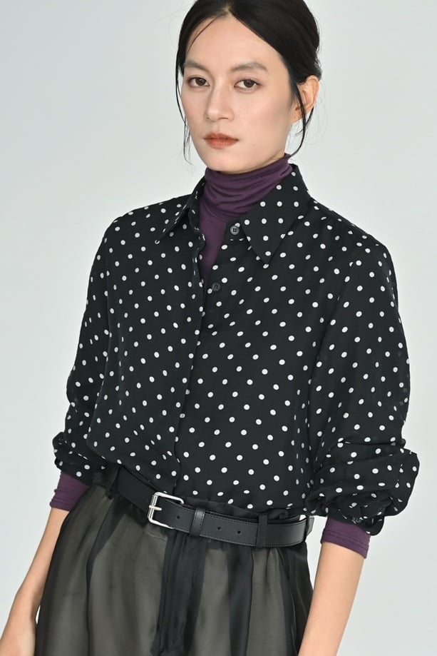 茶様　オーダーページ 無地or花柄タイ付ブラウス - トップス通販 | 人気レディース