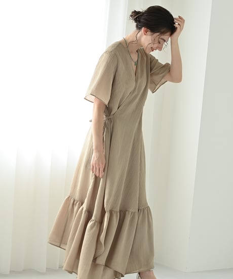 カシュクールティアードドレス