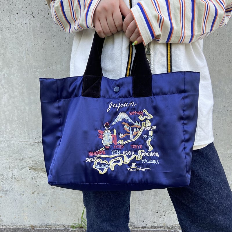 極美品✨KENZO トートバッグ キャンバス タイガー 北斎 ジャガード 刺繍 極美品✨KENZO トートバッグ キャンバス タイガー 北斎