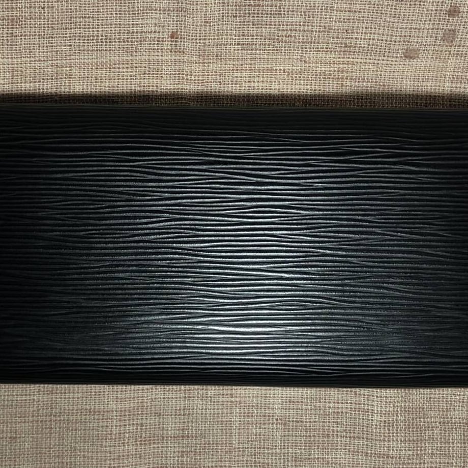 6402e96cf54f6725e1e95e0f