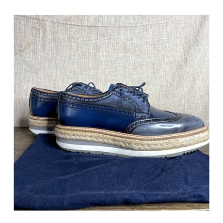 PRADA SPAZZOLATO FUME ダービーシューズ