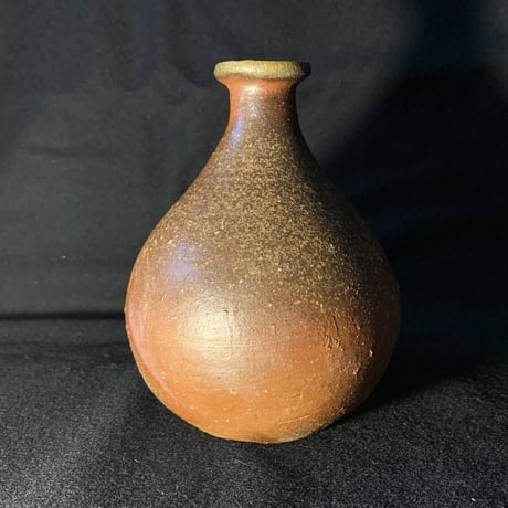 『伊勢崎淳』作 備前焼 徳利