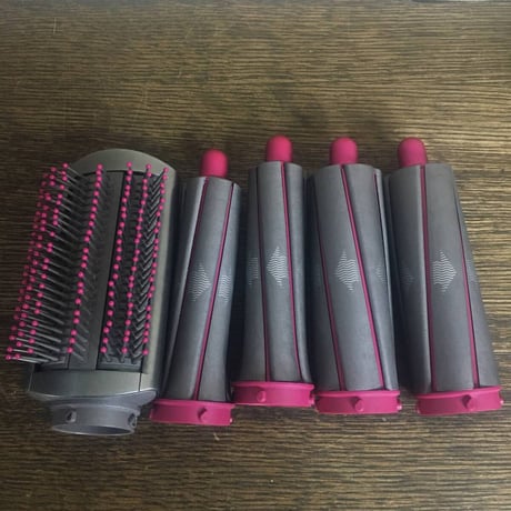 DYSON ヘアースタイラー HS01