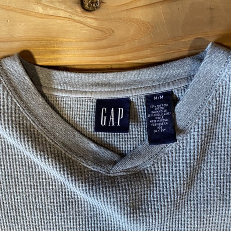 GAP V neck thermal sweat