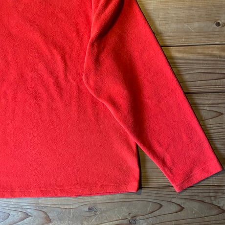 GAP V neck sweat shirt