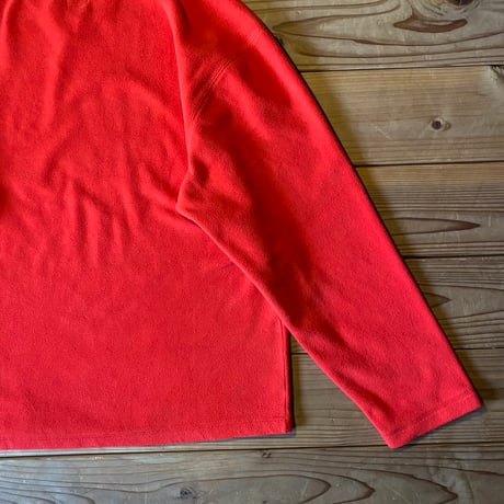 GAP V neck sweat shirt