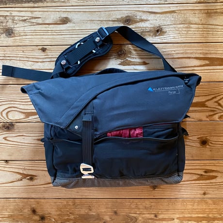 messengerbag | STORES messengerbag | STORES