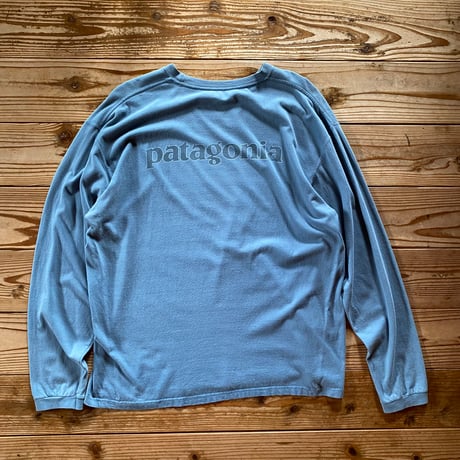 patagonia logo long sleeve tee
