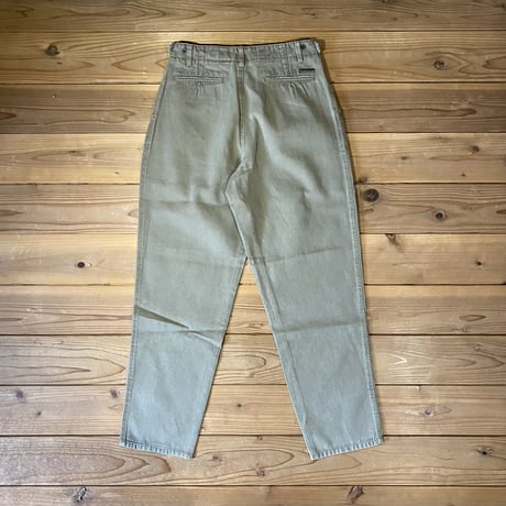 royal robbins two tuck pants
