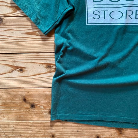 BOB'S STORES logo tee