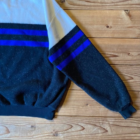 unknown line fleece sweat shirt