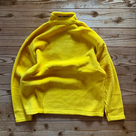 GAP half zip fleece