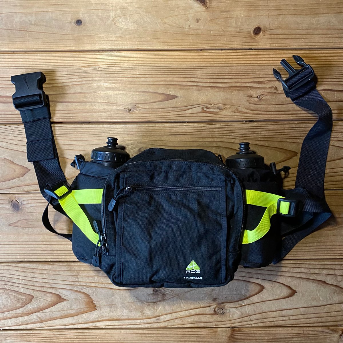新品未使用 NIKE ACG TWINFALLS ウエストバック ヴィンテージ NIKE ACG TWINFALLS | UMU