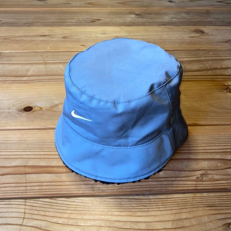 NIKE reversible bucket hat