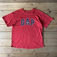 GAP arch logo tee