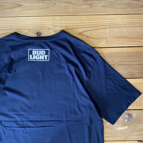 BUD LIGHT BEER DILLY DILLY tee