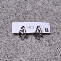 バイカラーデザインピアス