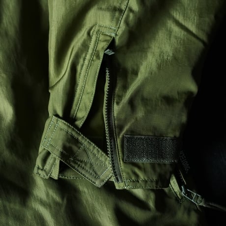Salomon Shell Jacket (90s L)