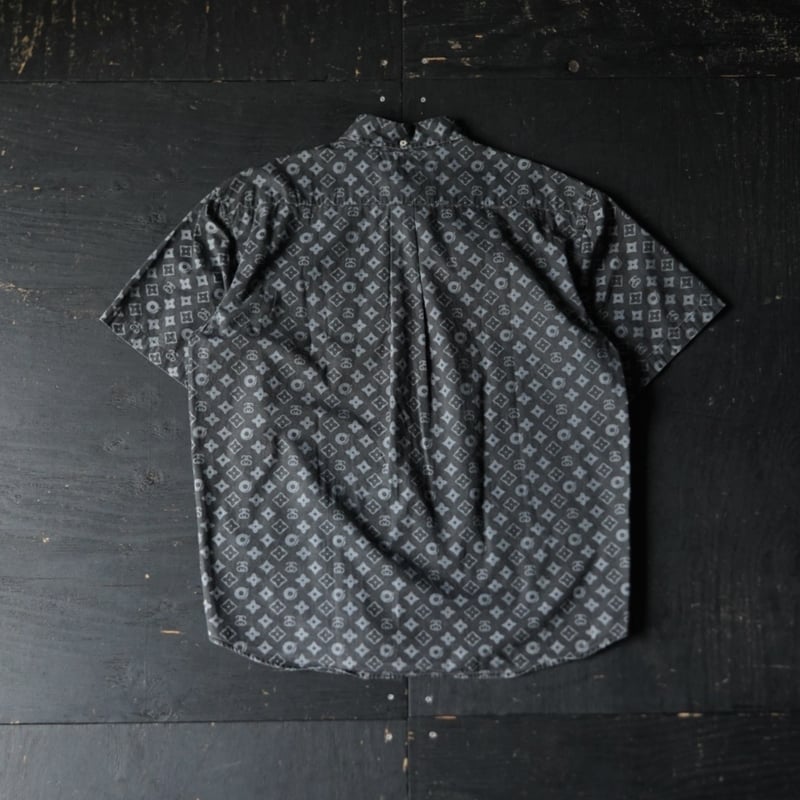 Stussy Monogram SS Shirt (90s L good design) |