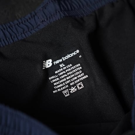 US Navy Woven Short (00s XL New Balance )