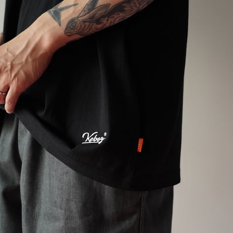 globule mag. × Keboz 2 pack T