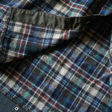 Pendleton Wool Shadow Plaid Shirt (70s L made in USA)