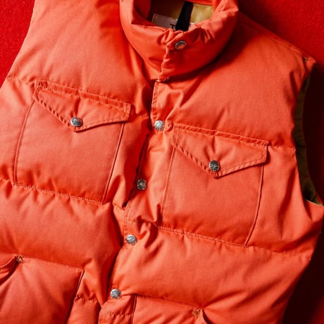The North Face Down Vest Brown Tag