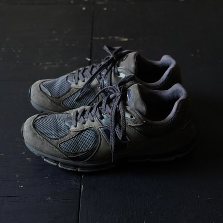 New Balance MR2002 (00s 9 1/2 made in USA)