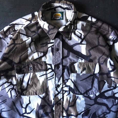 Cabelas Predator Camouflage Shirt (90-00s 2XL made in USA)