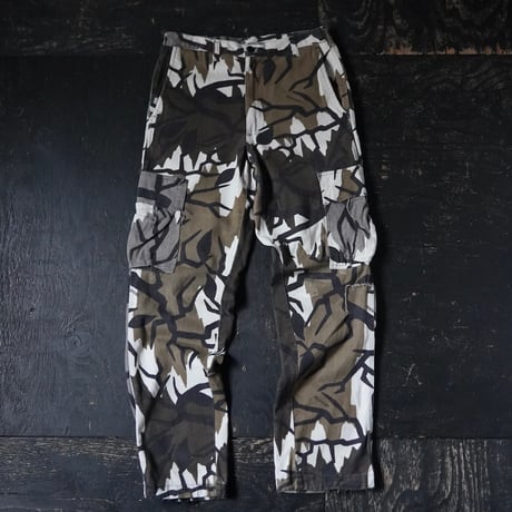 Predator Camoflage Cargo Pant (90s M made in USA)