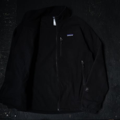 Patagonia Lt. Weight R Fleece Jacket