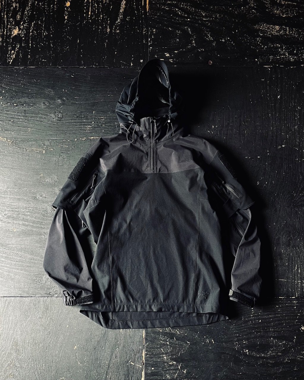 Arc'teryx Leaf Gryphon Large Lサイズ fit=scale-down,w=1200