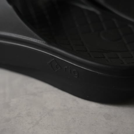 rig Slide 2.0 / Black