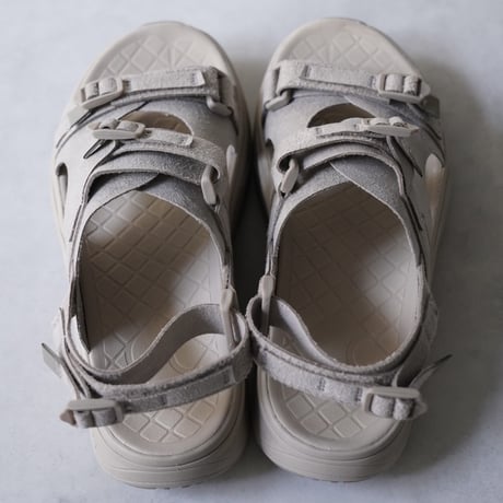 Kuruka 2.0 / Simply Taupe