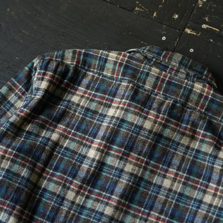Pendleton Wool Shadow Plaid Shirt (70s L made in USA)