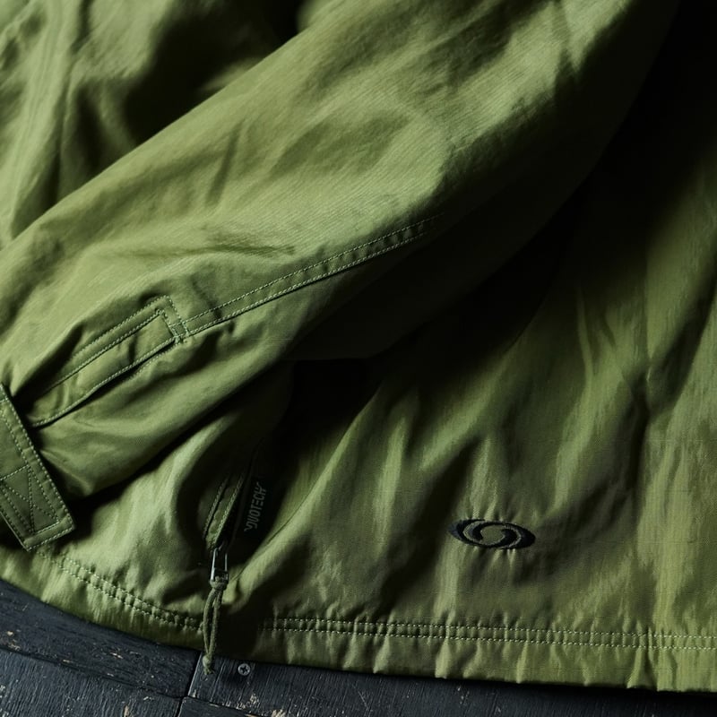 Salomon Shell Jacket (90s L) | globule mag.