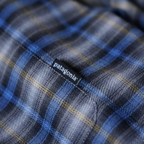 Patagonia Organic Cotton Plaid Shirt (XL made in Romania)