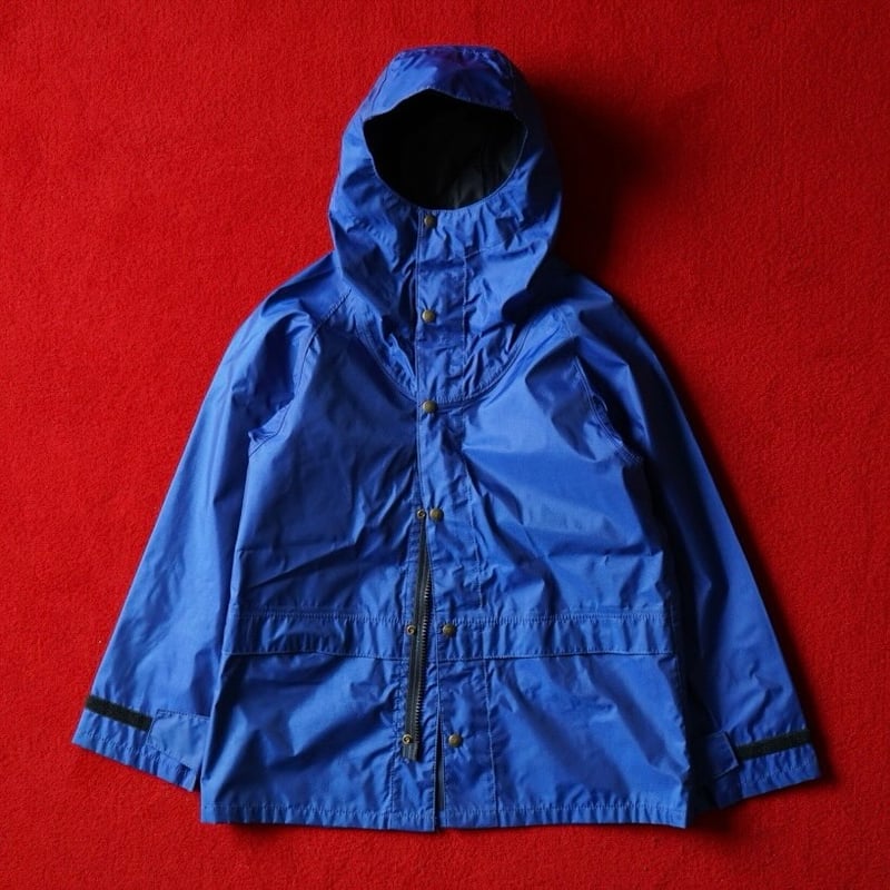 80s Early Winters Gore-Tex Parka | globule mag. 80s Early Winters Gore-Tex Parka | globule mag.