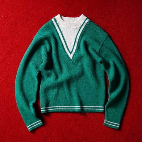 HERITAGE SPORTSWEAR Mock Neck Sweater
