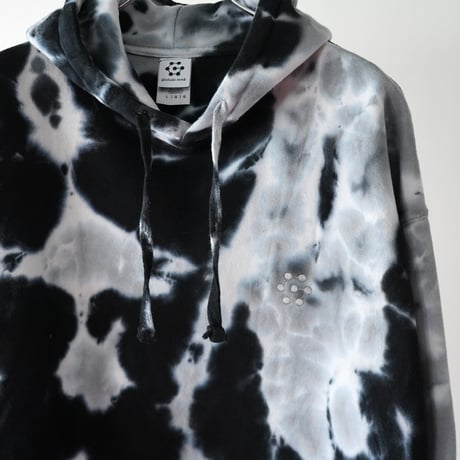 gm. Emb. Sweat Hoody - Tie Dye  / Multi Black