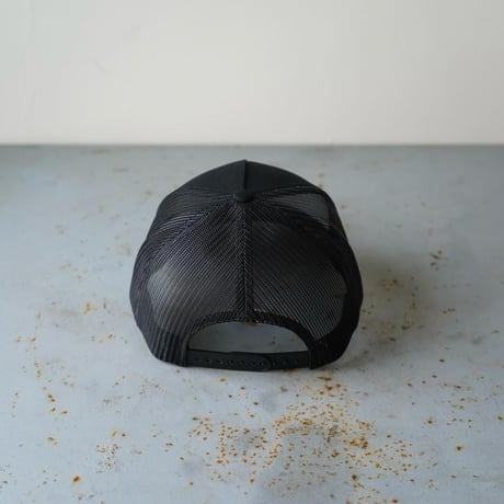 gm. Emb. Trucker Cap - Mesh