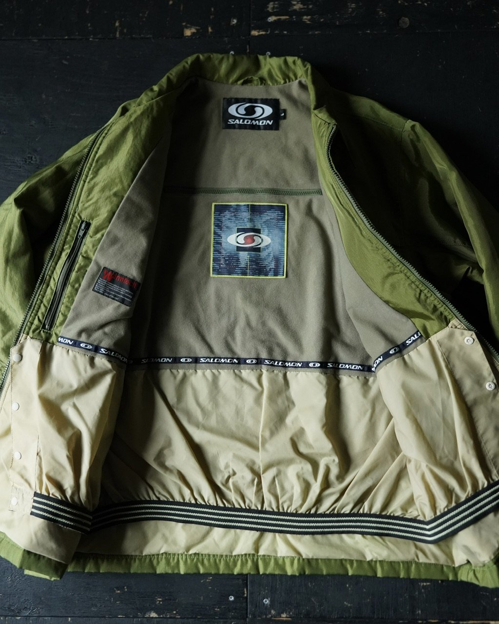 Salomon Shell Jacket (90s L) | globule mag.