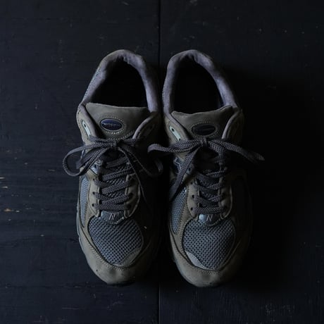 New Balance MR2002 (00s 9 1/2 made in USA)