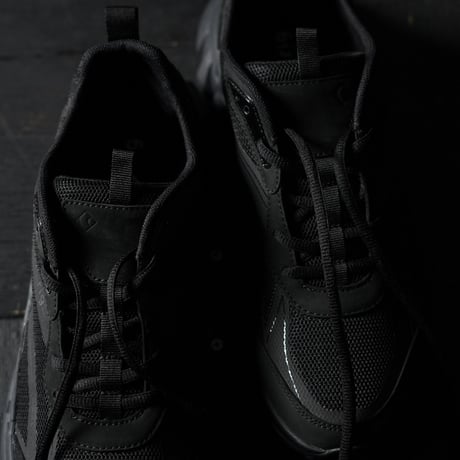 hoja / Black