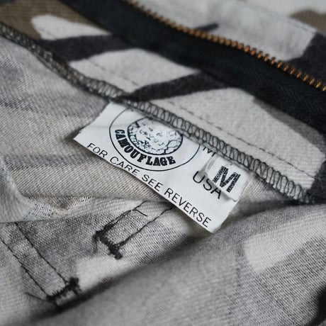 Predator Camoflage Cargo Pant (90s M made in USA)