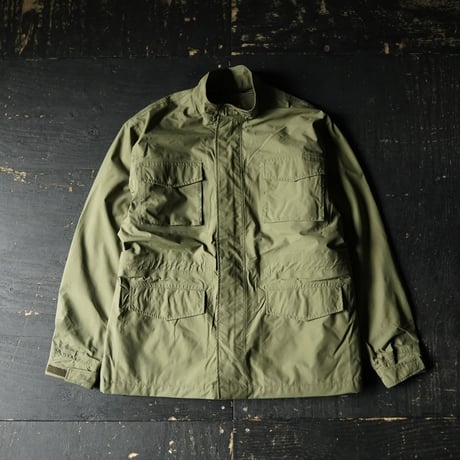 Supreme Nylon Millitary Jacket (L)