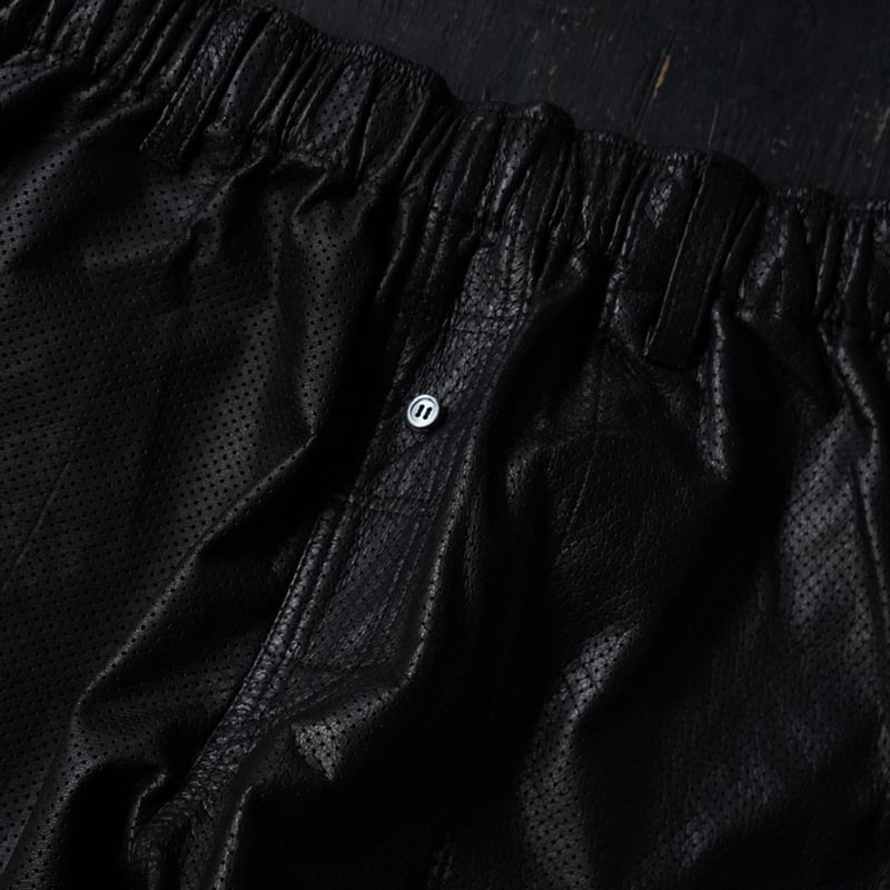 Willow Pants P-007 Leather Short | globule mag.