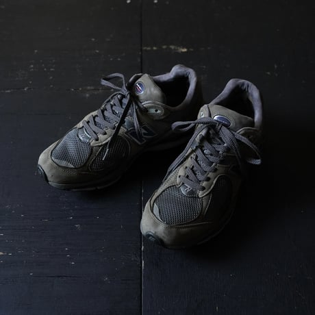 New Balance MR2002 (00s 9 1/2 made in USA)
